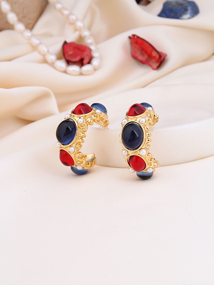 Pierres de Jade Pozłacane kolczyki-półkreole z perłami i cyrkoniami rozmiar: onesize