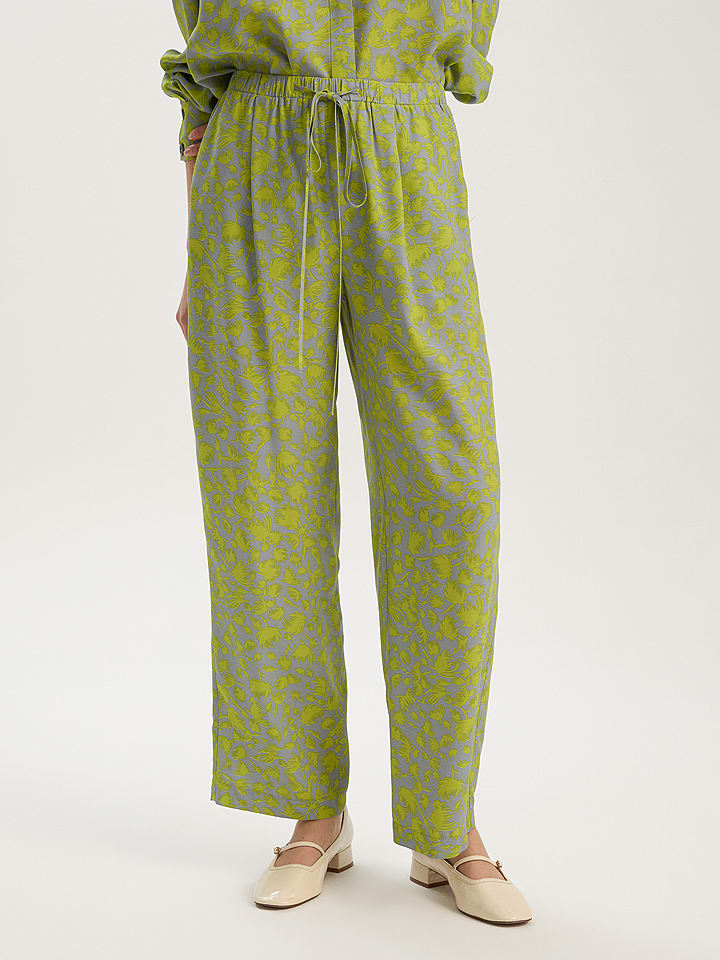 BGN Spodnie w kolorze szarym rozmiar: 36