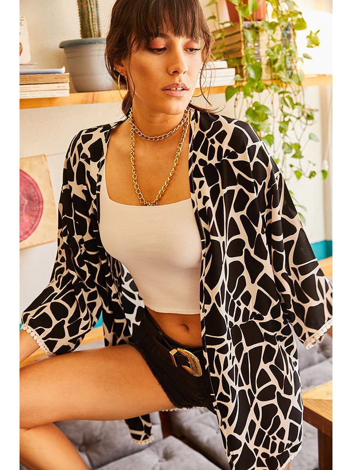 Olalook Narzutka w kolorze czarnym rozmiar: S