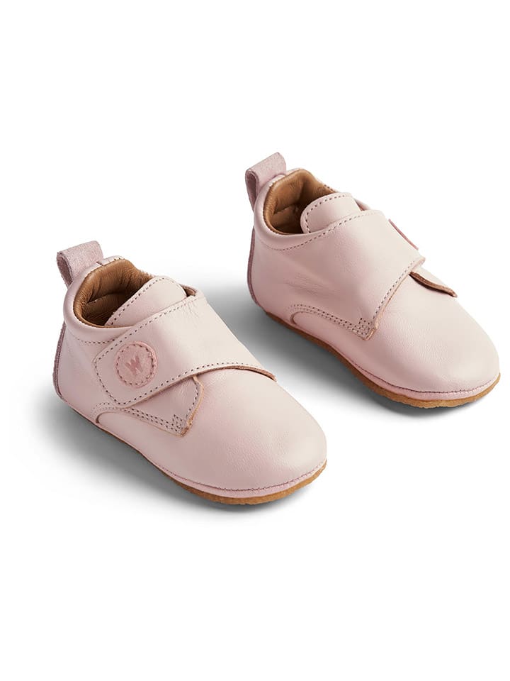 Wheat Skórzane kapcie w kolorze jasnoróżowym rozmiar: 21