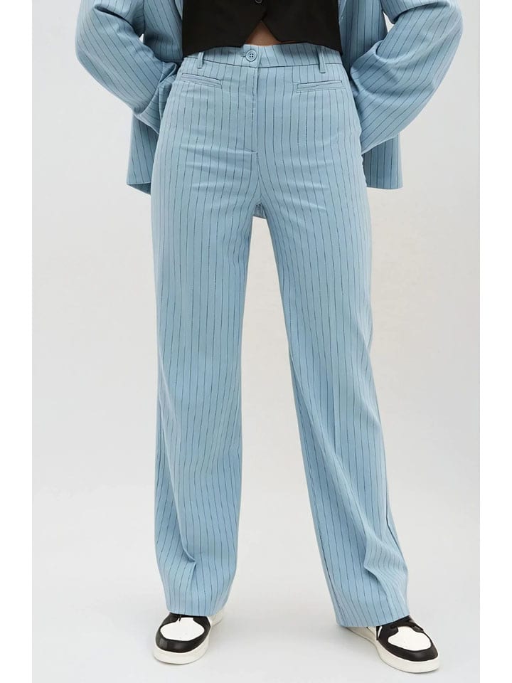 Monki Spodnie w kolorze błękitno-czarnym rozmiar: 40