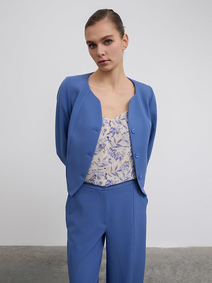 BGN Blezer w kolorze niebieskim rozmiar: 40