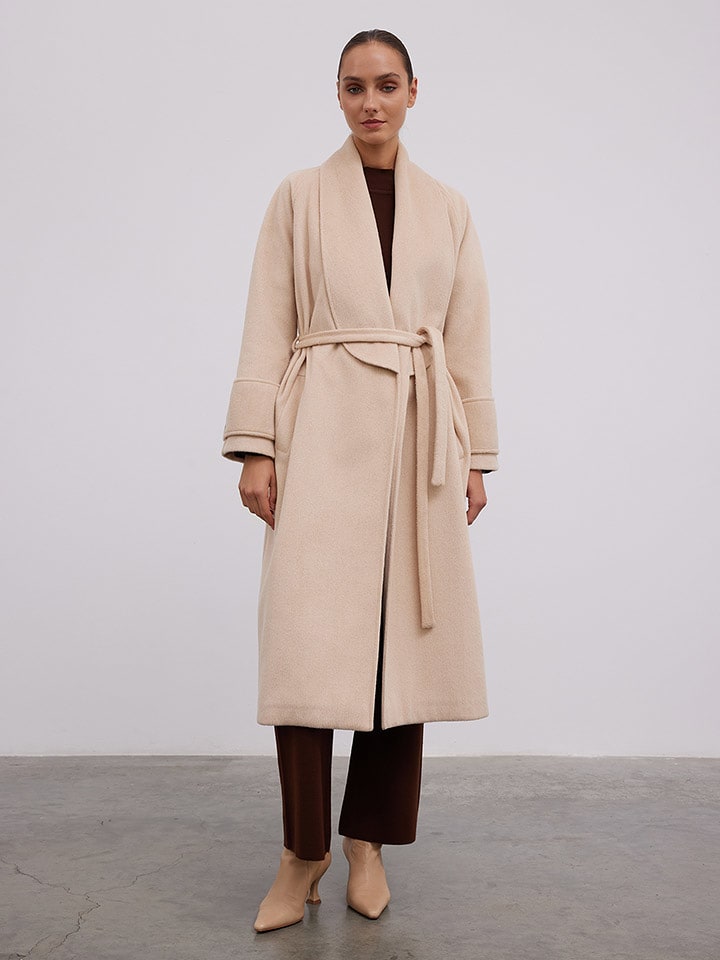 BGN Płaszcz przejściowy w kolorze beżowym rozmiar: 36