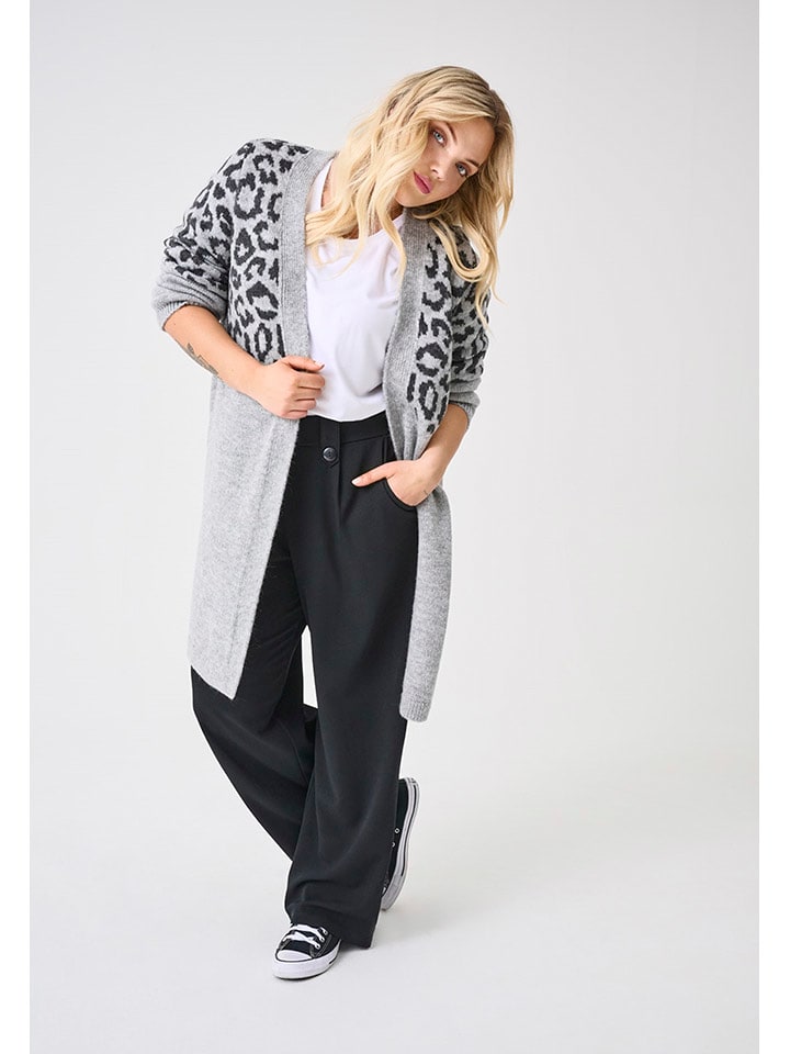 ONLY Carmakoma Kardigan w kolorze szarym rozmiar: 46/48