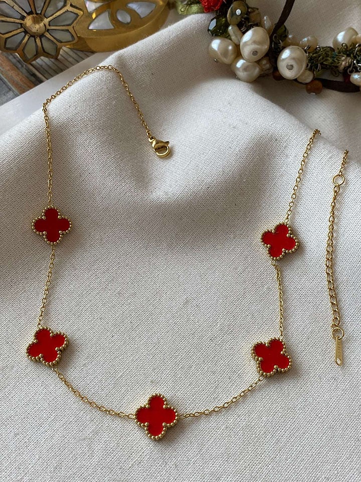 Luseera Pozłacany naszyjnik z elementami ozdobnymi - dł. 45 cm rozmiar: onesize