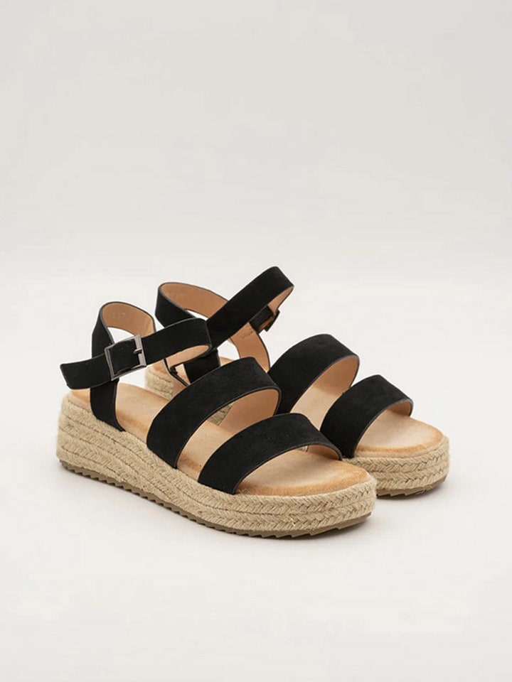 Bellucci Sandały w kolorze czarnym na koturnie rozmiar: 38