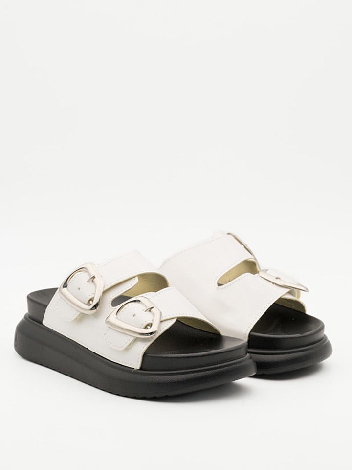 Bellucci Klapki w kolorze białym rozmiar: 40