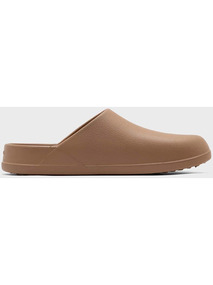 Crocs Chodaki "Dylan" w kolorze jasnobrązowym rozmiar: 46/47