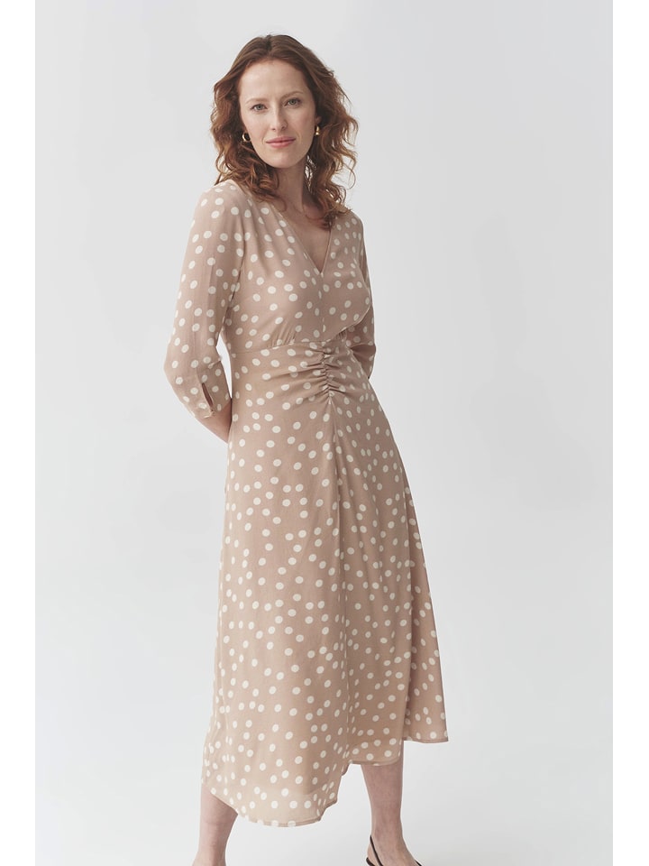 TATUUM Sukienka "Casia" w kolorze beżowym rozmiar: 44
