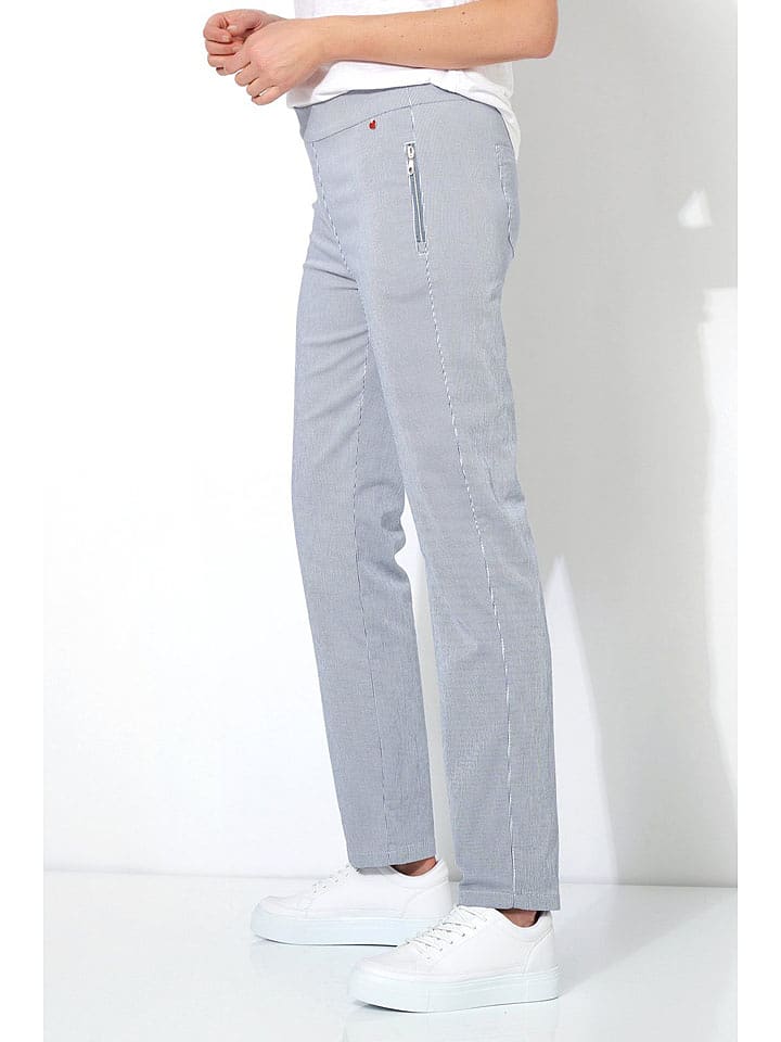 Relaxed by TONI Spodnie "Scarlet" w kolorze błękitnym rozmiar: W22