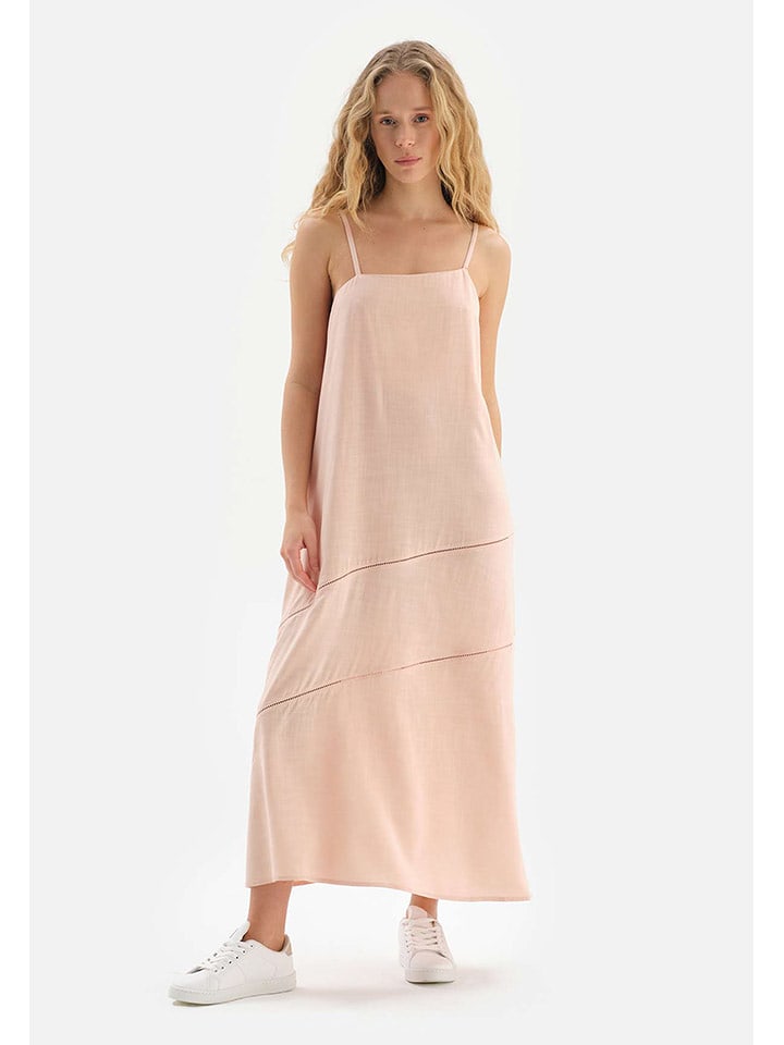 Dagi Sukienka w kolorze jasnoróżowym rozmiar: 40