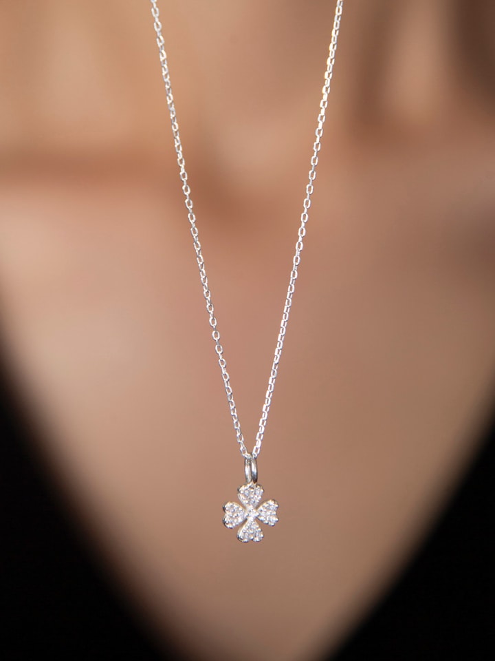 Heliophilia Srebrny naszyjnik z zawieszką - dł. 43 cm rozmiar: onesize