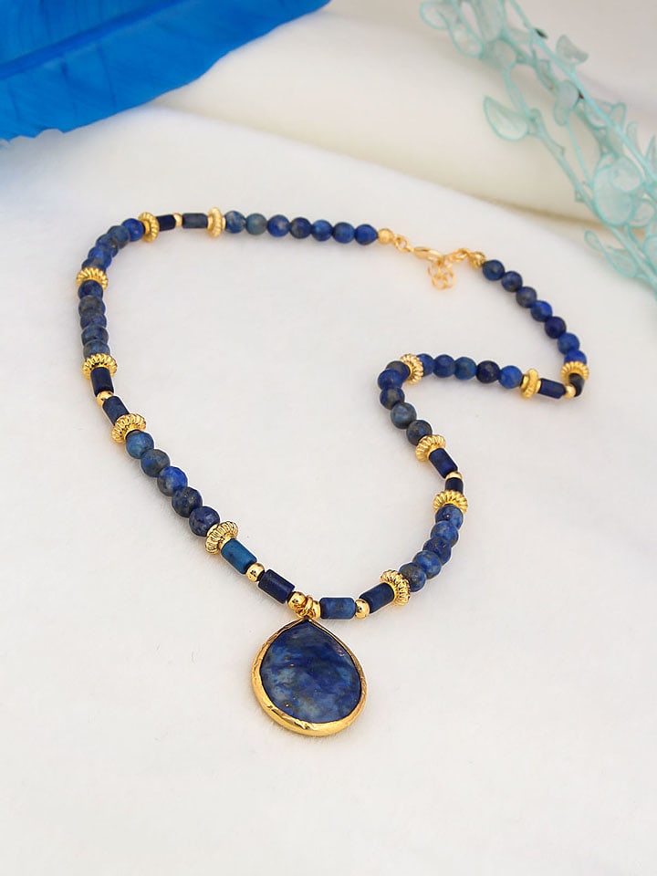 Pierres de Jade Pozłacany naszyjnik z elementami ozdobnymi - dł. 47 cm rozmiar: onesize