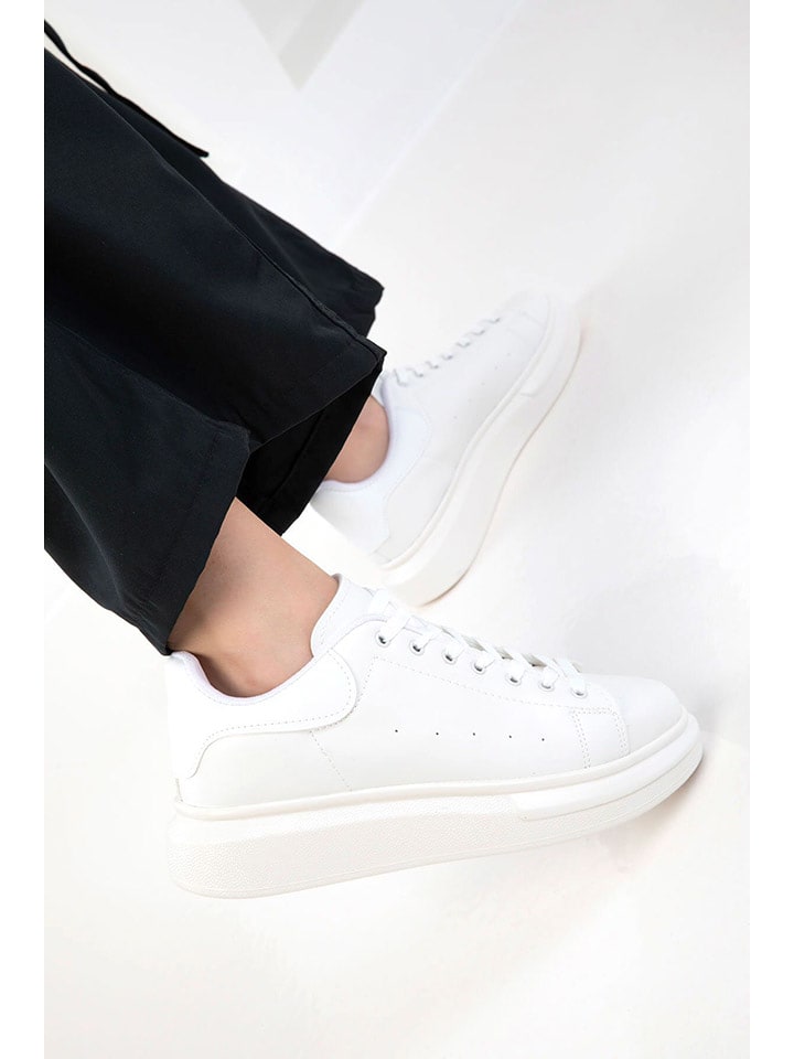 trendyol Sneakersy w kolorze białym rozmiar: 40