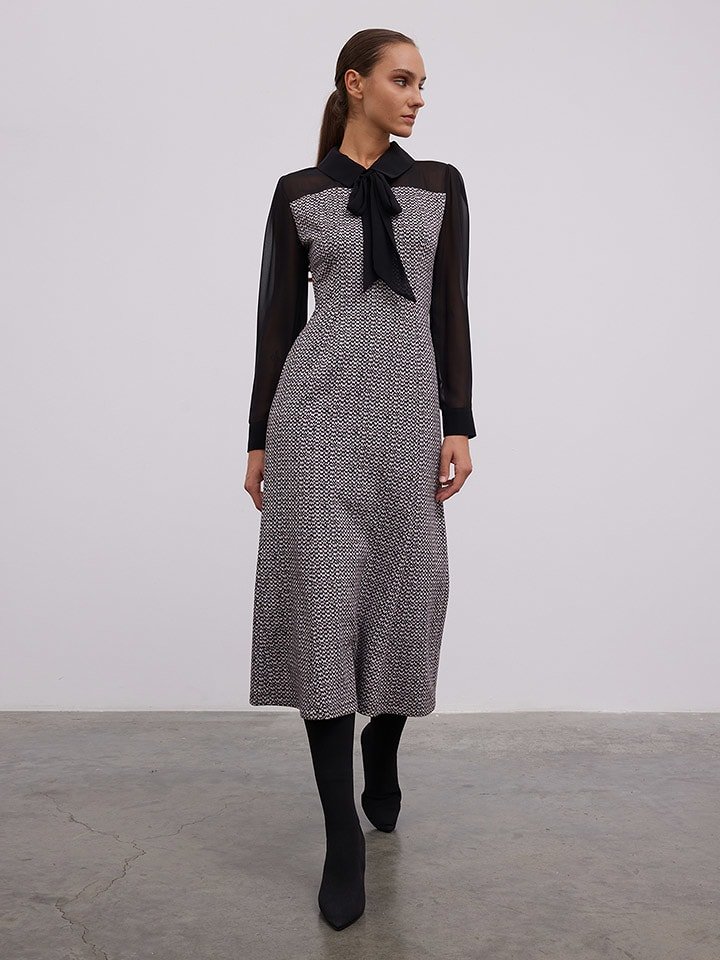 BGN Sukienka w kolorze czarno-szarym rozmiar: 34