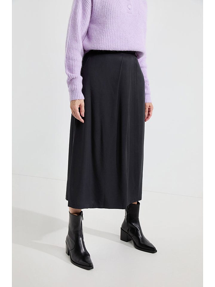 Josephine & Co Spódnica w kolorze czarnym rozmiar: 38