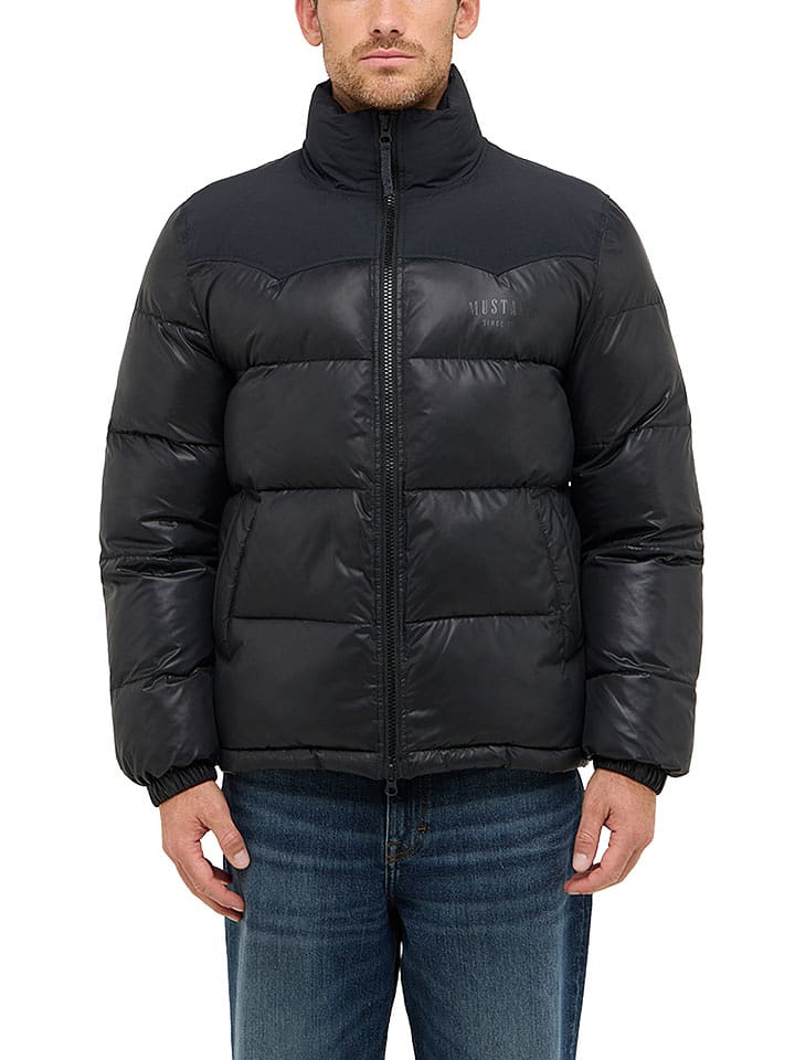 Mustang Kurtka pikowana w kolorze czarnym rozmiar: M