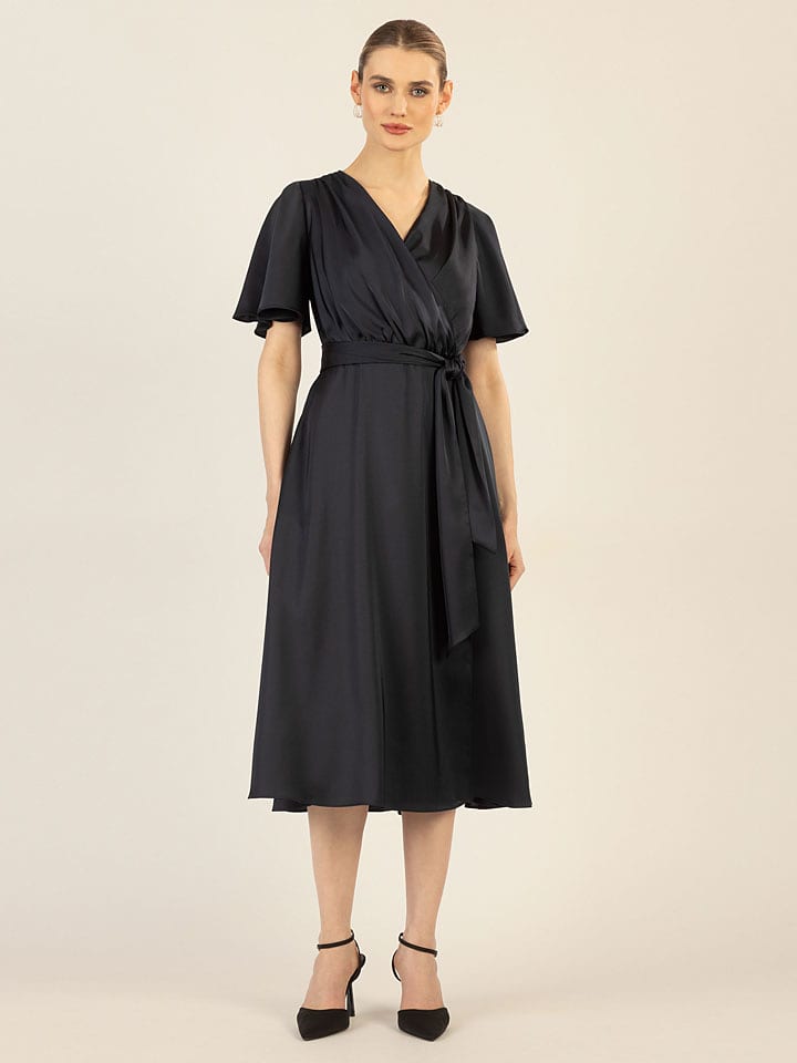 APART Sukienka w kolorze czarnym rozmiar: 42