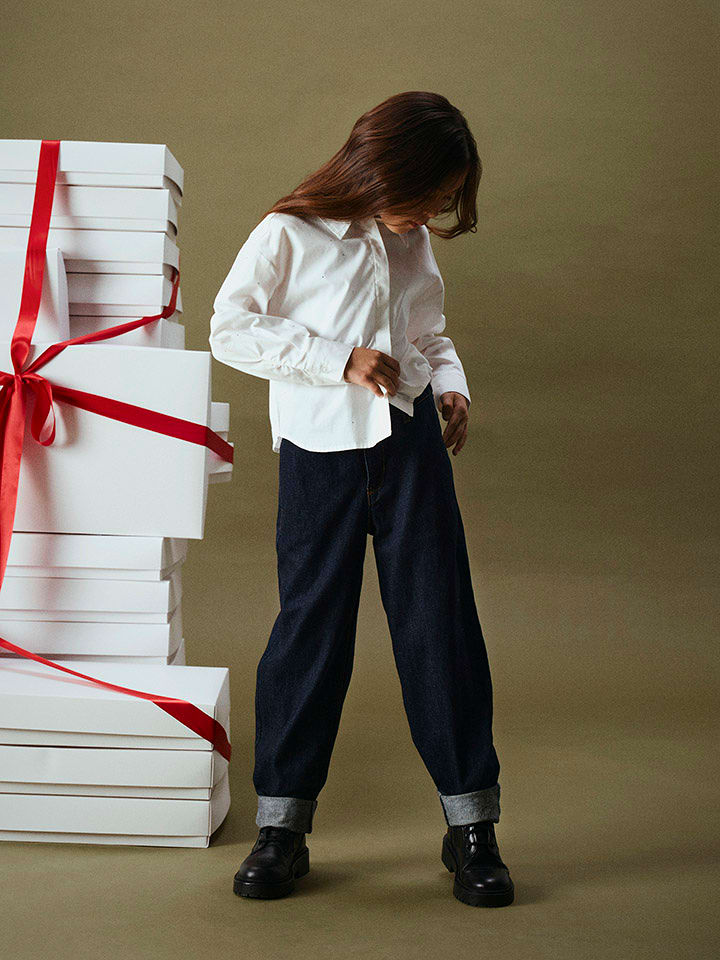 name it Dżinsy "Bella" w kolorze granatowym rozmiar: 152