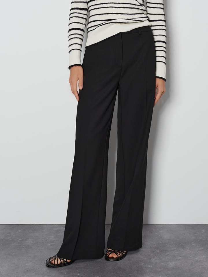 Someday Spodnie w kolorze czarnym rozmiar: 34