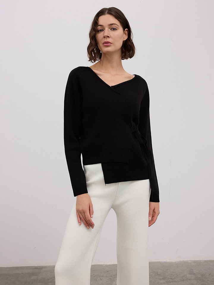 BGN Kardigan w kolorze czarnym rozmiar: 40