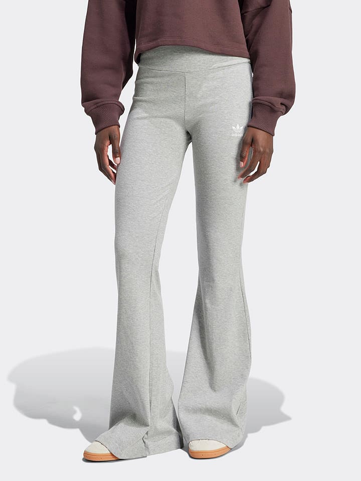 adidas Spodnie dresowe w kolorze szarym rozmiar: M