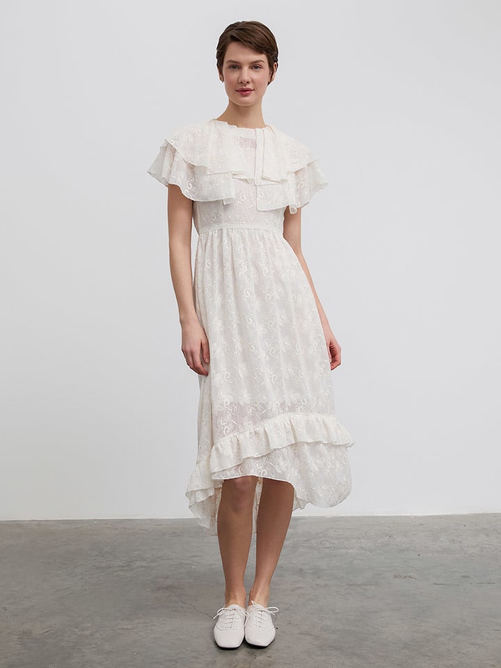 BGN Sukienka w kolorze kremowym rozmiar: 34