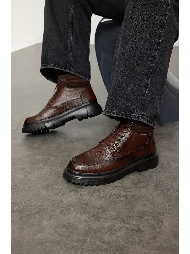 trendyol Skórzane botki w kolorze brązowym rozmiar: 41