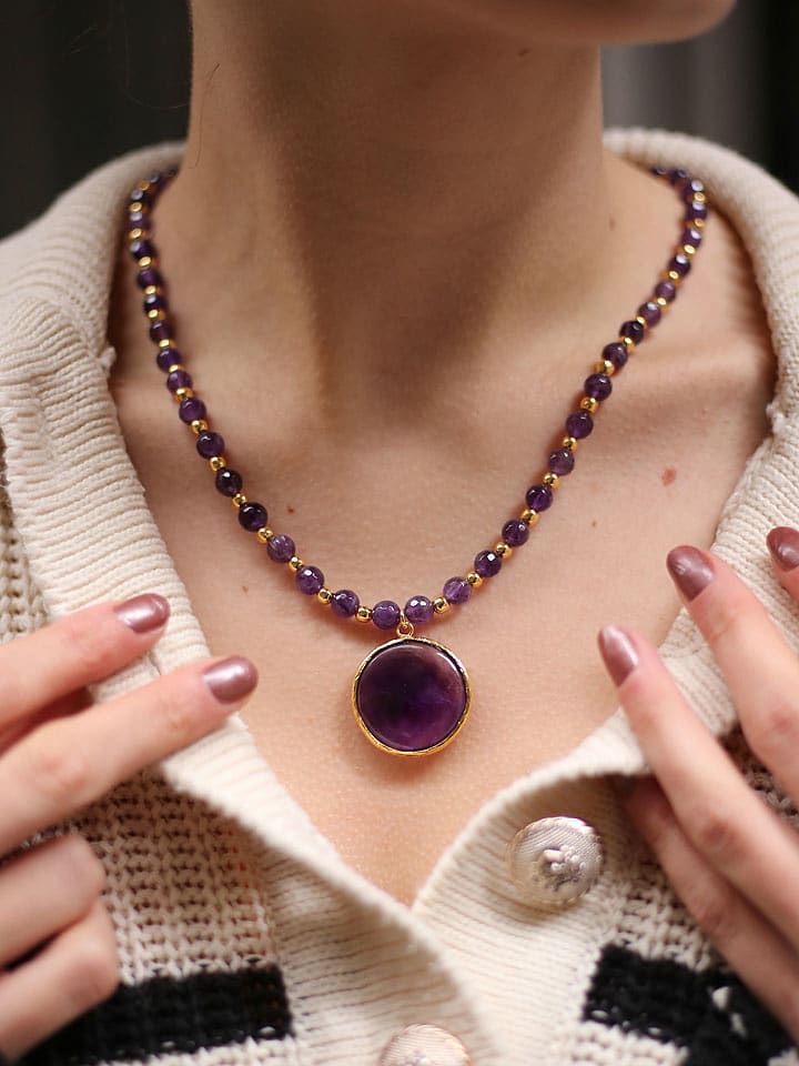 Pierres delicates Pozłacany naszyjnik z elementami ozdobnymi - dł. 50 cm rozmiar: onesize