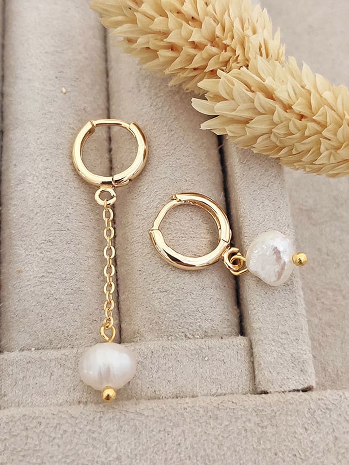 Nakkash Pozłacane kolczyki-kreole z perłami rozmiar: onesize