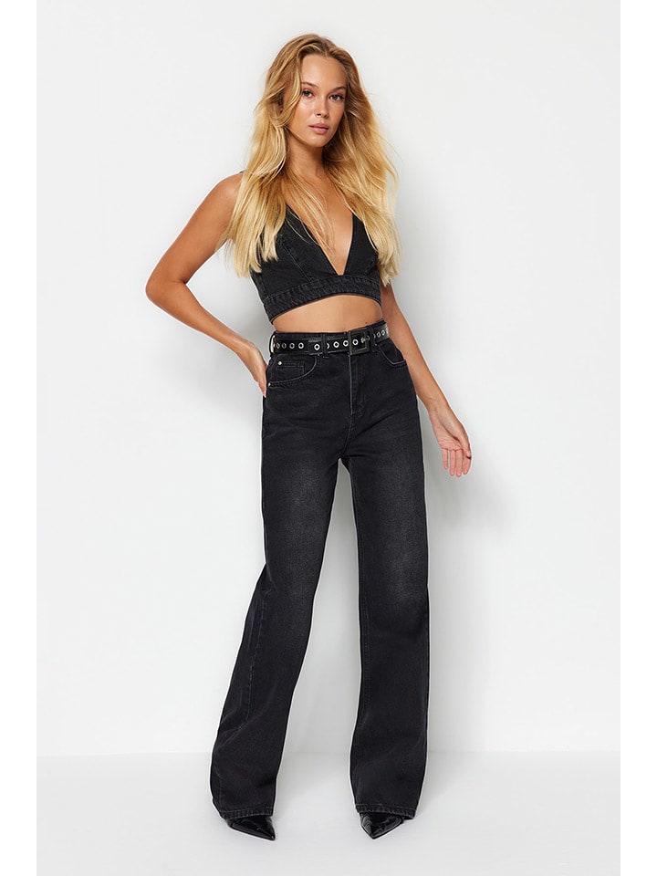 trendyol Dżinsy - Comfort fit - w kolorze czarnym rozmiar: 32