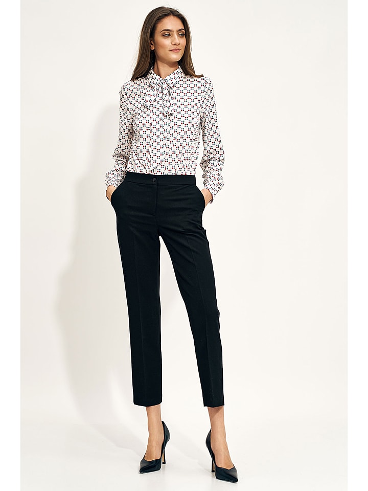 Nife Spodnie w kolorze czarnym rozmiar: 40