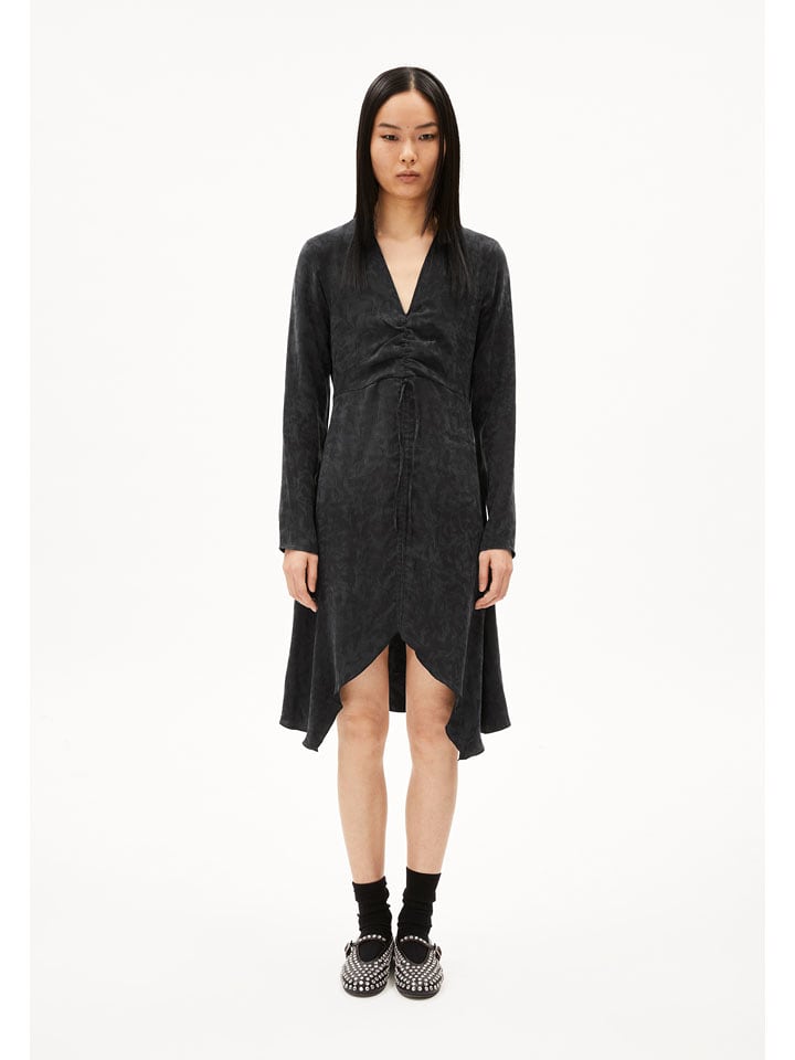 armedangels Sukienka "Tinraa" w kolorze czarnym rozmiar: L