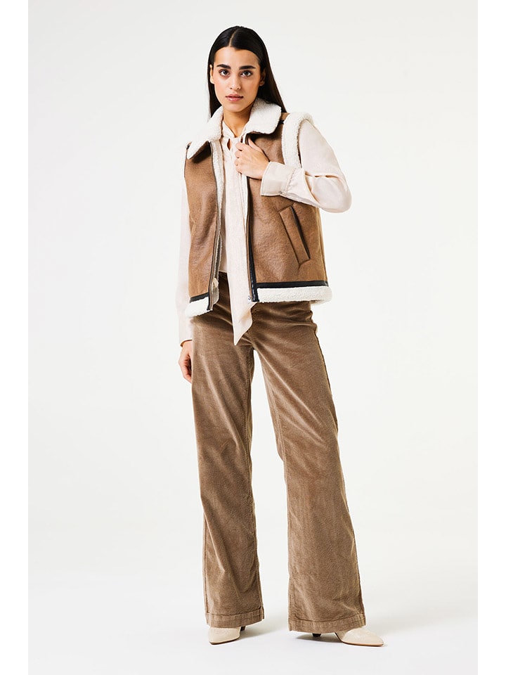 Garcia Spodnie w kolorze brązowym rozmiar: W26