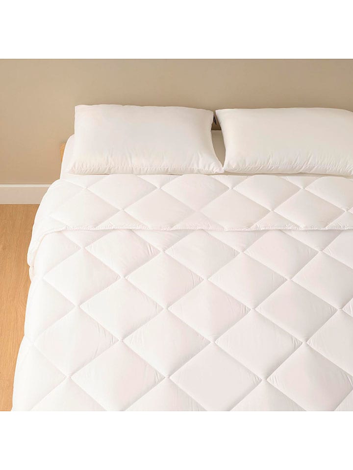 BELLA MAISON Kołdra "Bella" w kolorze białym z mikrowłókna rozmiar: 195x215 cm