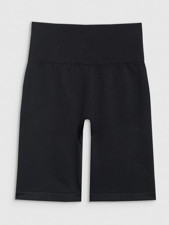 4F Szorty sportowe w kolorze czarnym rozmiar: M/L