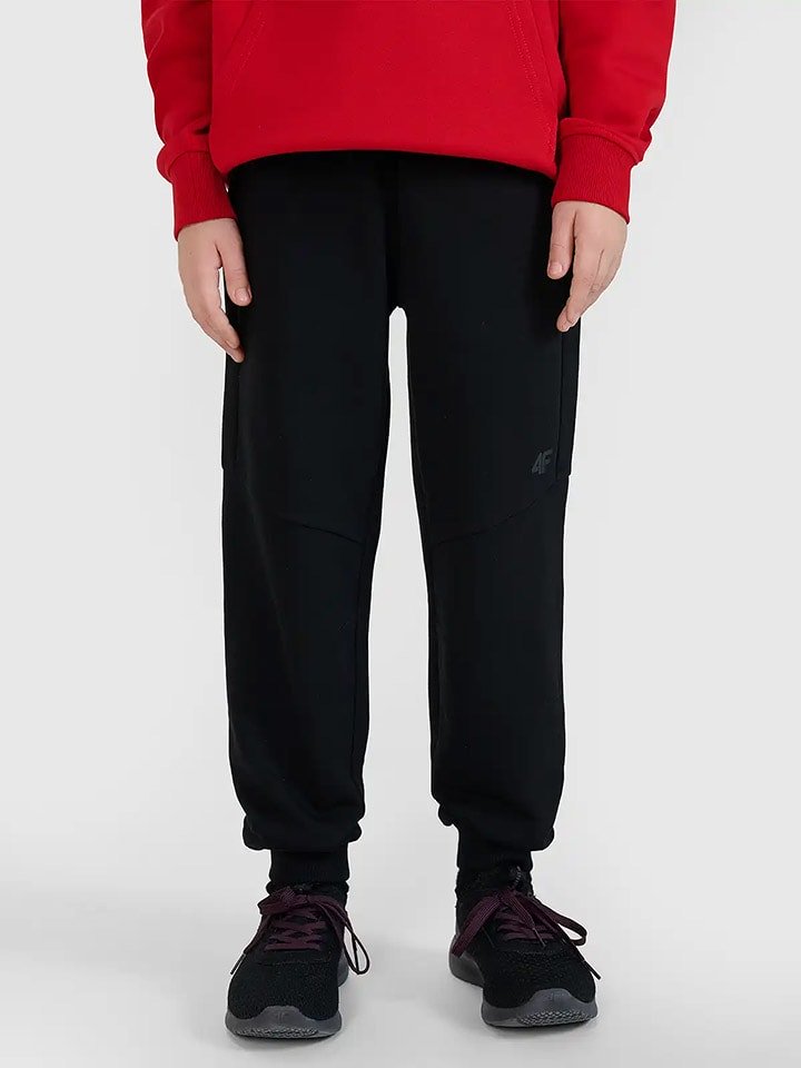 4F Spodnie dresowe w kolorze czarnym rozmiar: 158