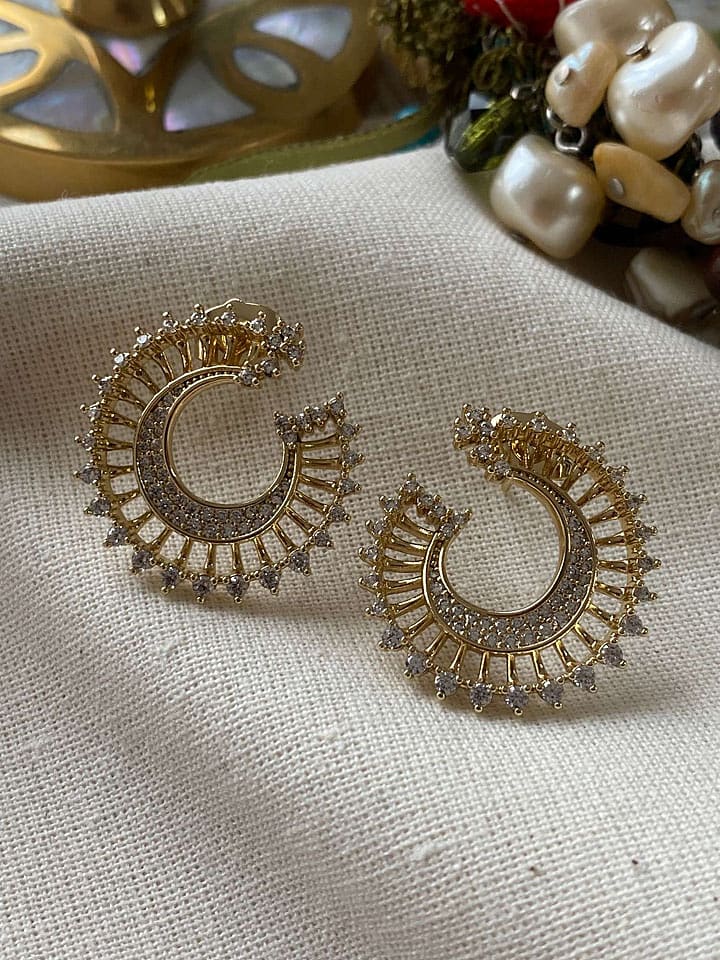 Luseera Pozłacane kolczyki-wkrętki z cyrkoniami rozmiar: onesize