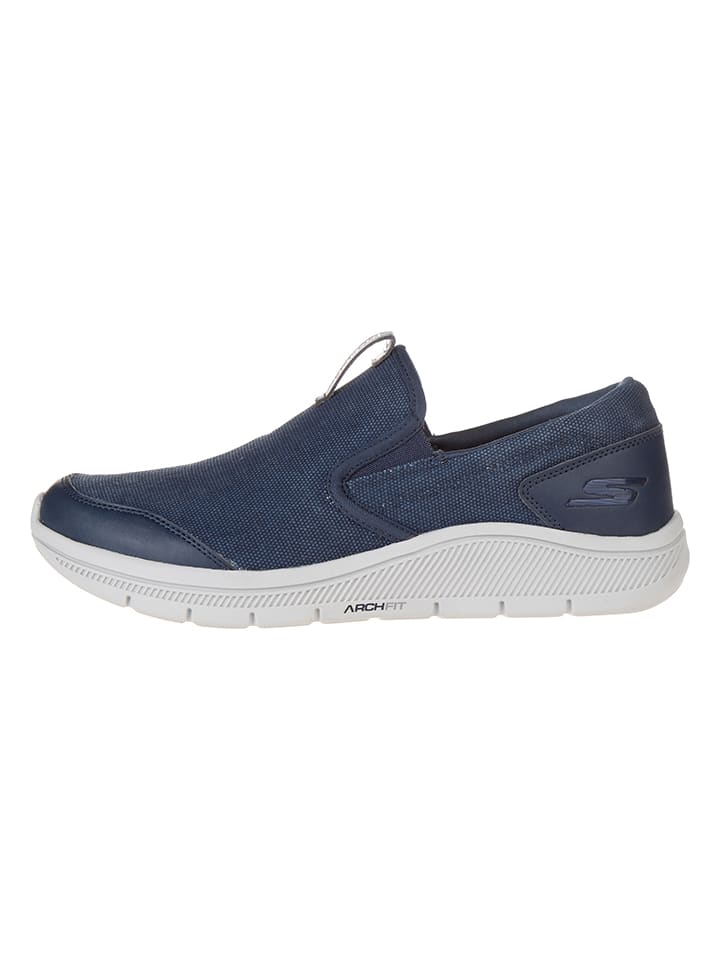Skechers Slippersy "Go Golf Arch Fit Walk" w kolorze granatowym rozmiar: 42,5