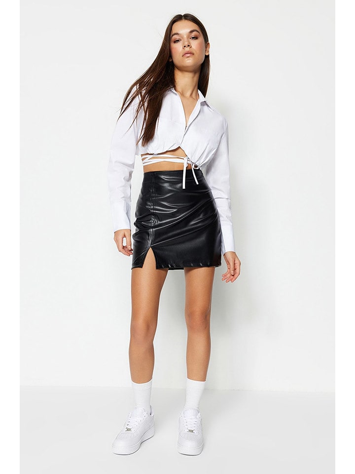 trendyol Spódnica w kolorze czarnym ze skóry syntetycznej rozmiar: S