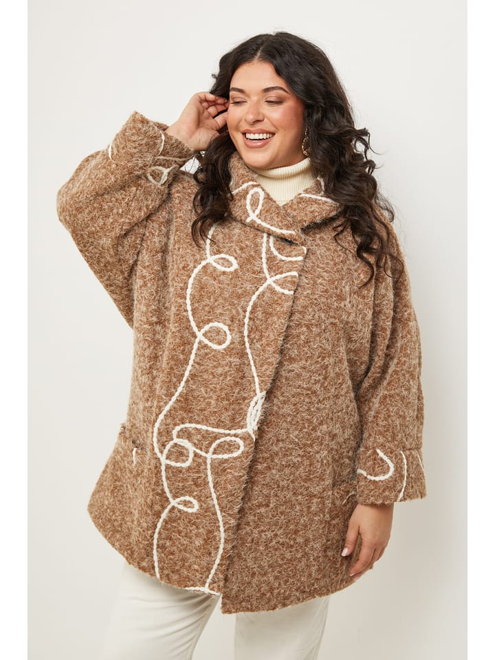 Curvy Lady Płaszcz przejściowy w kolorze jasnobrązowym rozmiar: 44/46