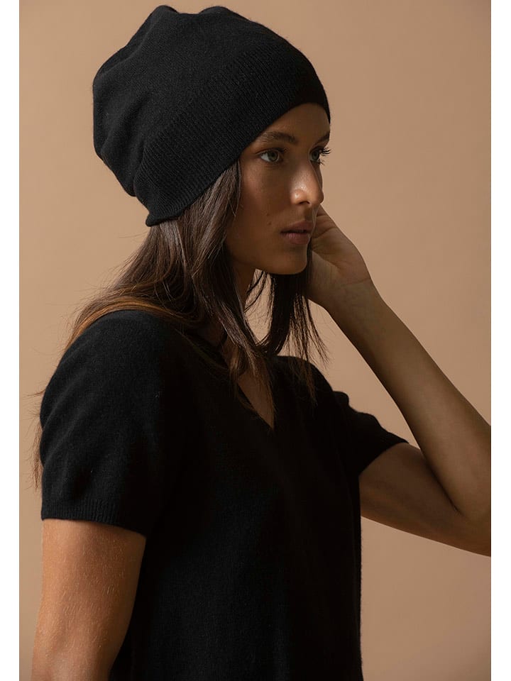 Perfect Cashmere Kaszmirowa czapka "Popi" w kolorze czarnym rozmiar: onesize