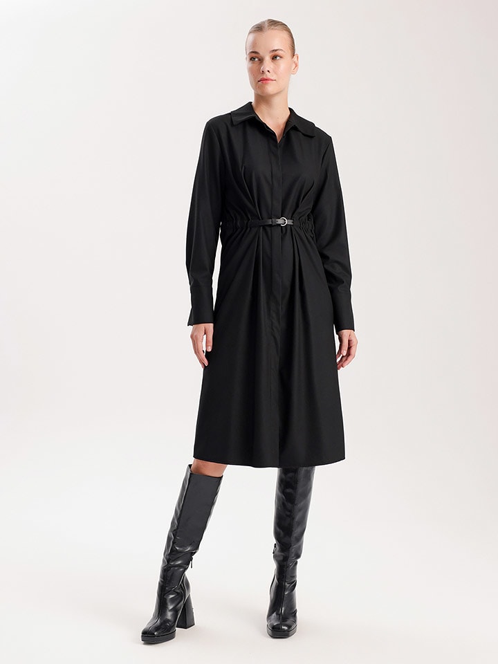 BGN Sukienka w kolorze czarnym rozmiar: 40