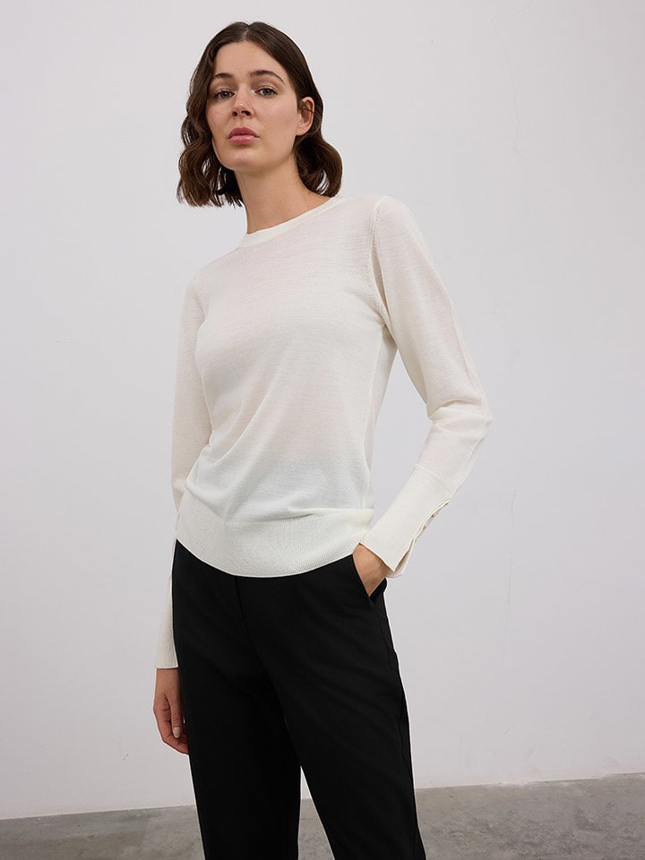 BGN Sweter w kolorze kremowym rozmiar: 36