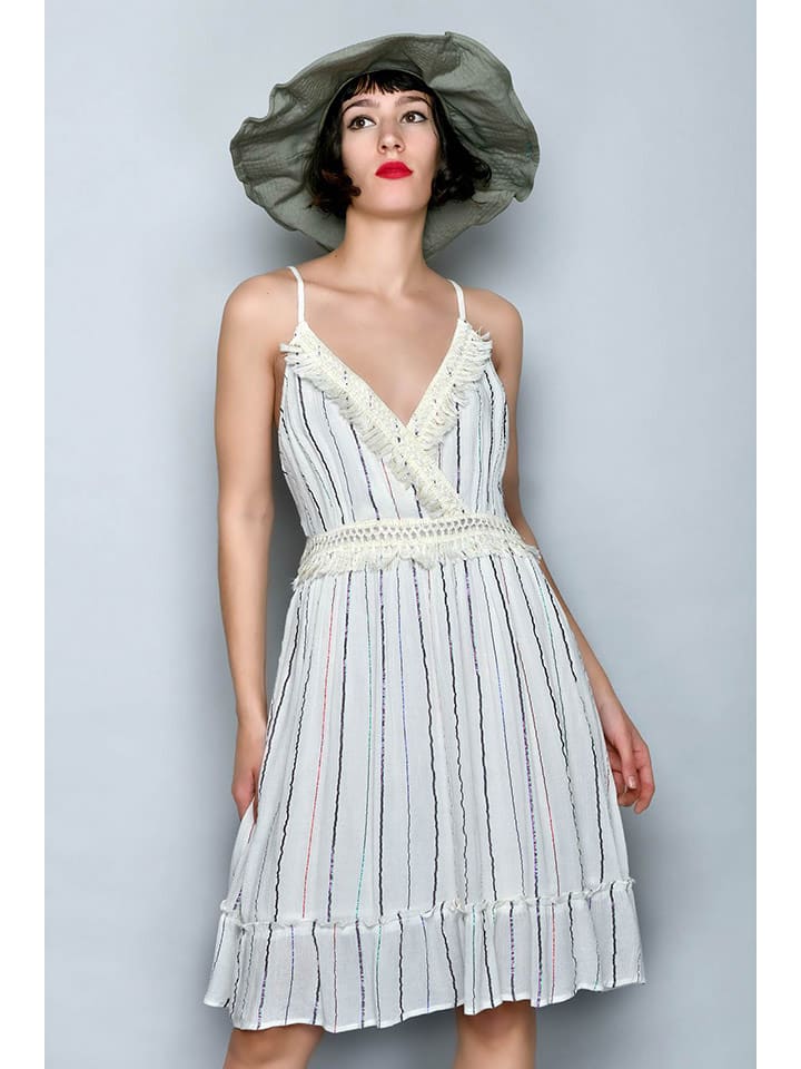 Tarifa Sukienka w kolorze białym ze wzorem rozmiar: XL