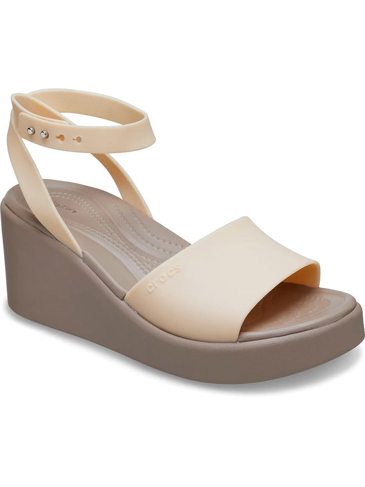 Crocs Sandały "Brooklyn" w kolorze beżowym rozmiar: 42/43