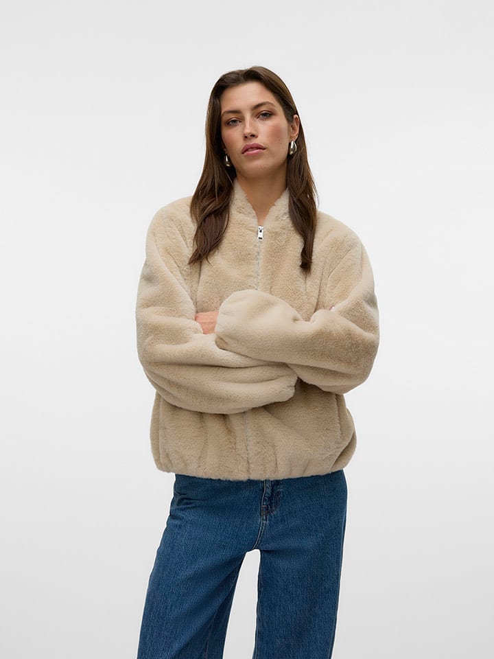 Vero Moda Kurtka w kolorze beżowym ze sztucznego futerka rozmiar: L