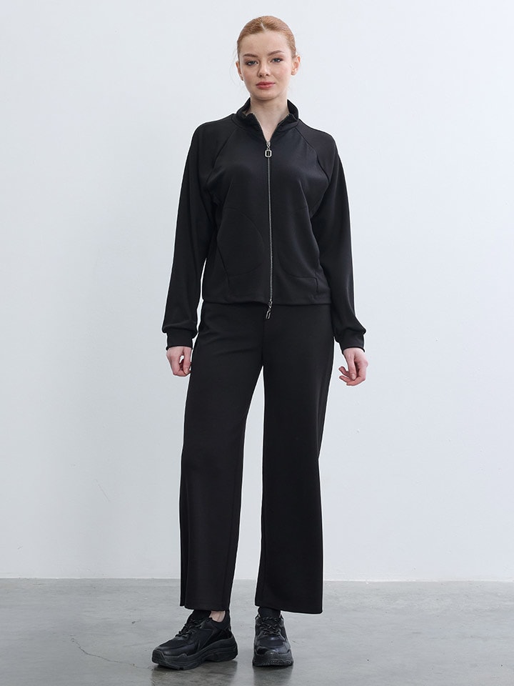 BGN Spodnie w kolorze czarnym rozmiar: 40