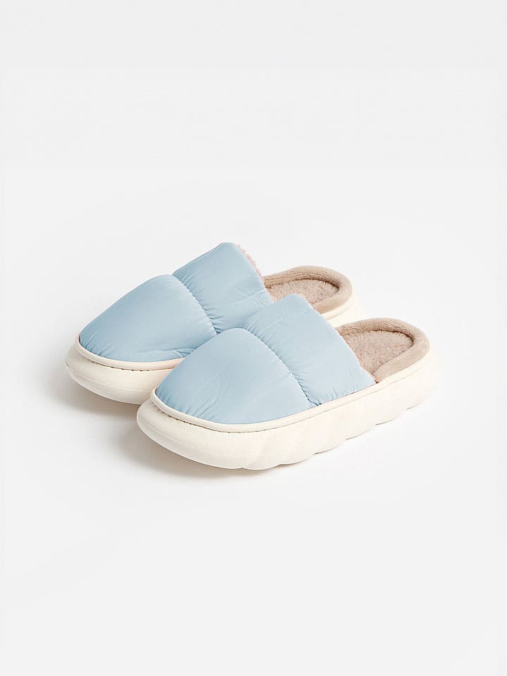 admas Kapcie w kolorze błękitnym rozmiar: 40-41