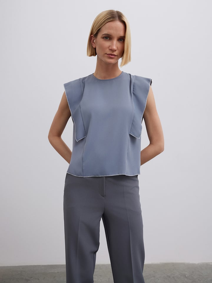 BGN Bluzka w kolorze szaroniebieskim rozmiar: 40